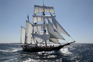 Spirit of New Zealand leaves Sydney in October 2013 bound for Opua in the Bay of Islands.